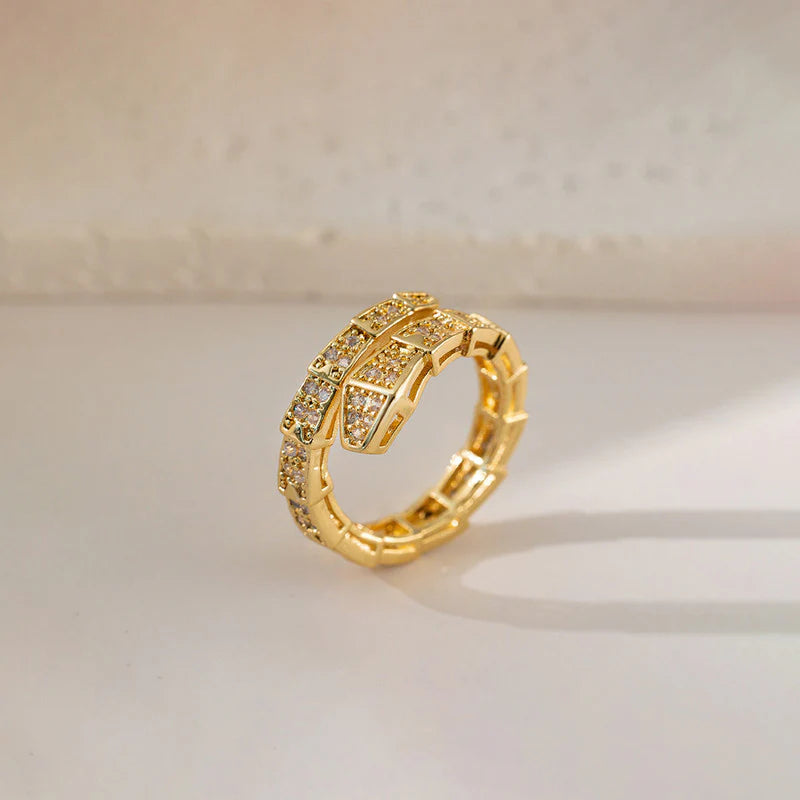 Feather Design Diamond Ring