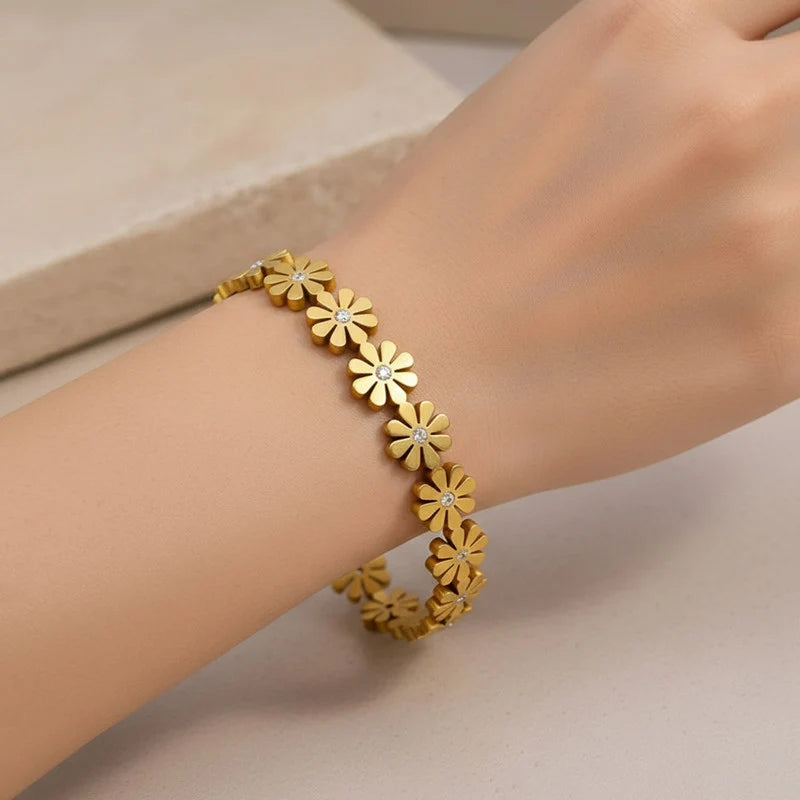 Daisy Chain Stretch Bracelet
