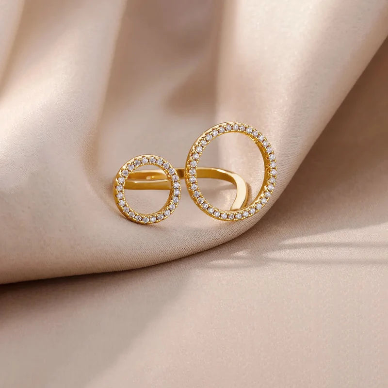 Pavé Circle Statement Ring