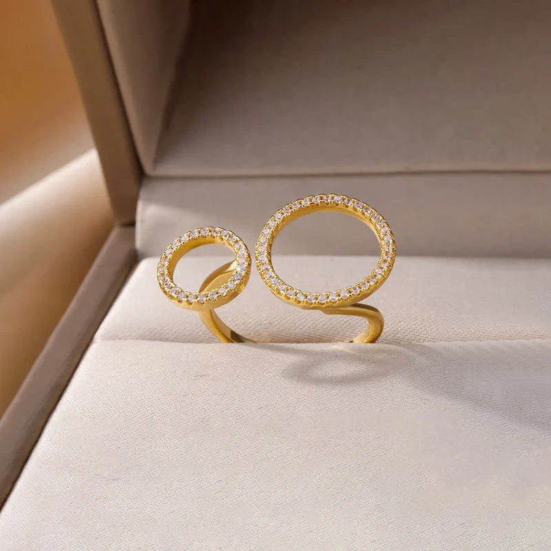 Pavé Circle Statement Ring